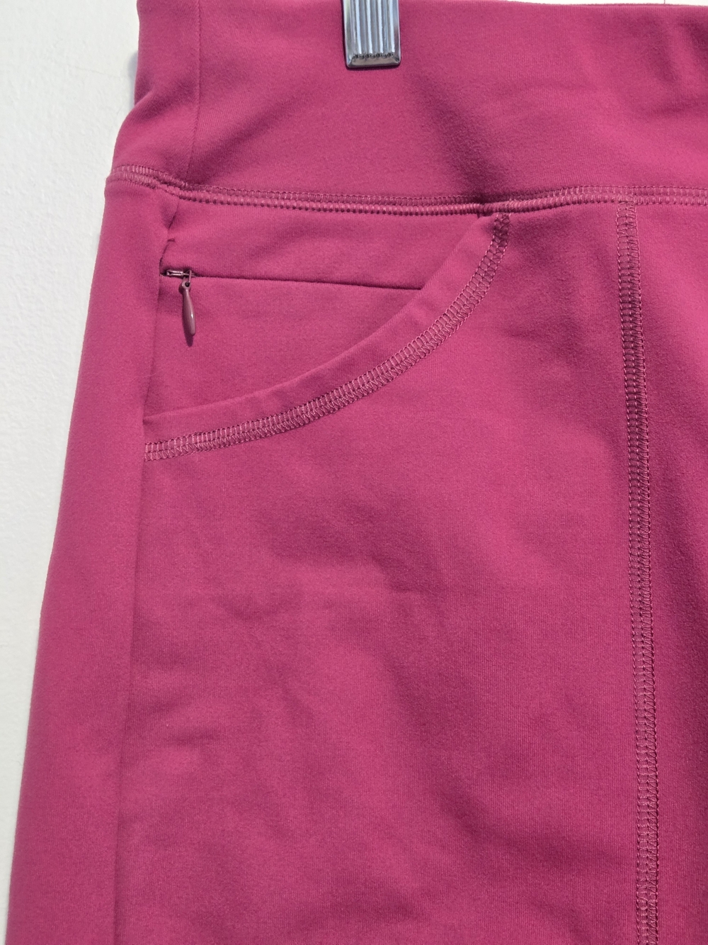 Lands' End Active Shorts Womens 14-16 Pink Pull On Athleisure Pockets - Picture 2 of 6